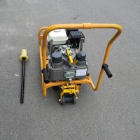 手推式螺母緊固機出售  內(nèi)燃雙頭螺栓扳手  軌道螺絲機